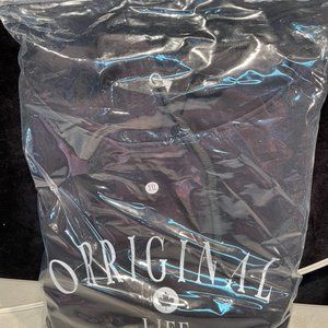 UNISEX HOODIE NEW IN THE BAG. SIZE XL